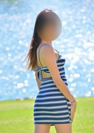 ইরোটিক ম্যাসেজ নরসিংদী: ম্যাসেজ করা যাক! আমি একজন মহিলা, সুন্দর গার্টারে 100% বাস্তব